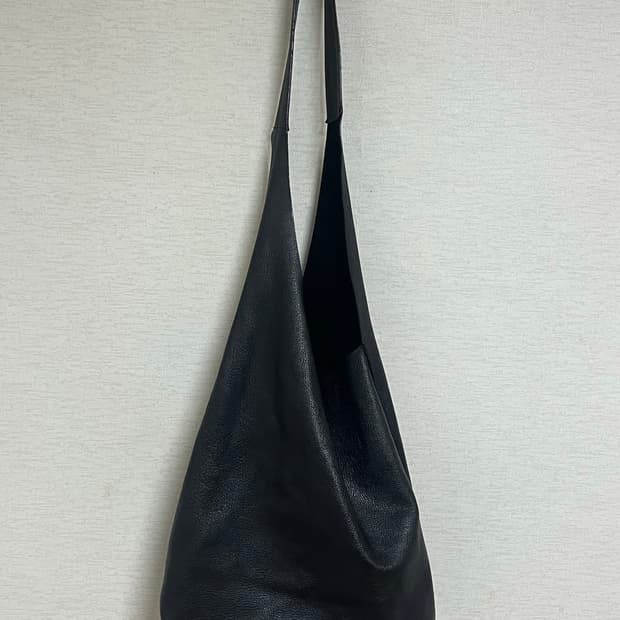 Aieul 레더 포보백