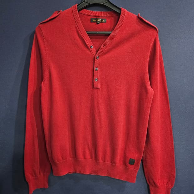 벤 셔먼 다크레드컬러 남성 100 브이넥 니트 