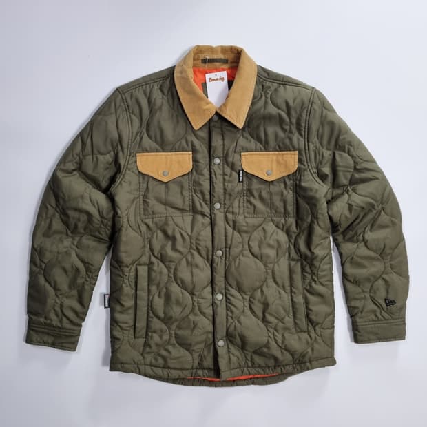 뉴에라 퀄팅 자켓 