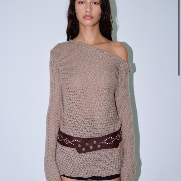 폴리수엠 크로셰 원숄더 니트 CROCHET KNITTED ONE-SHOU