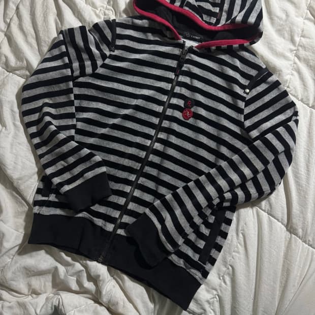 갸루 후드집업 구매하신분 찾습니다