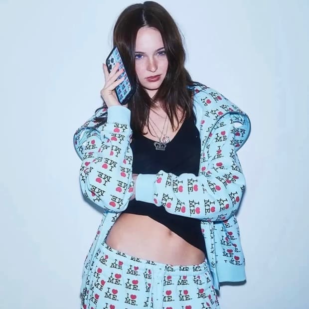 (구매) 애슐리윌리엄스 후드 집업 블루