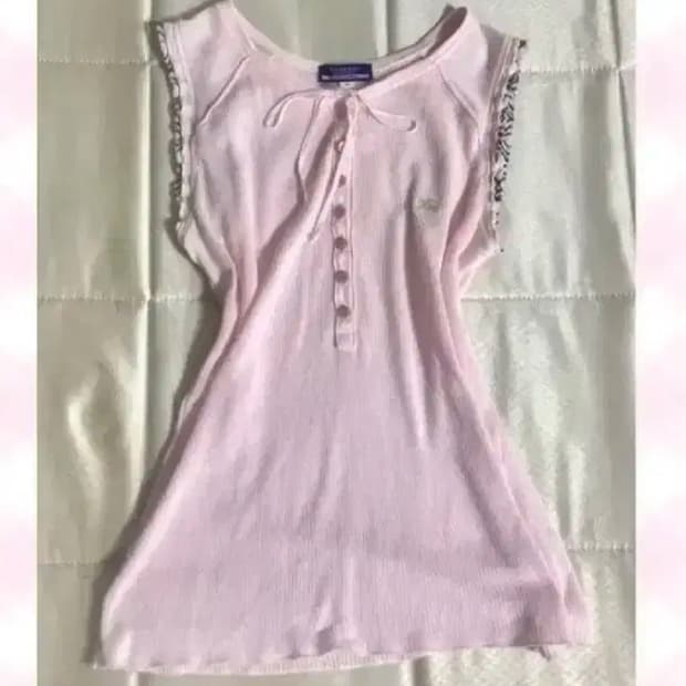 버버리 블루라벨 딸기우유 핑크 민소매탑 슬리브리스 대장템 빈티지