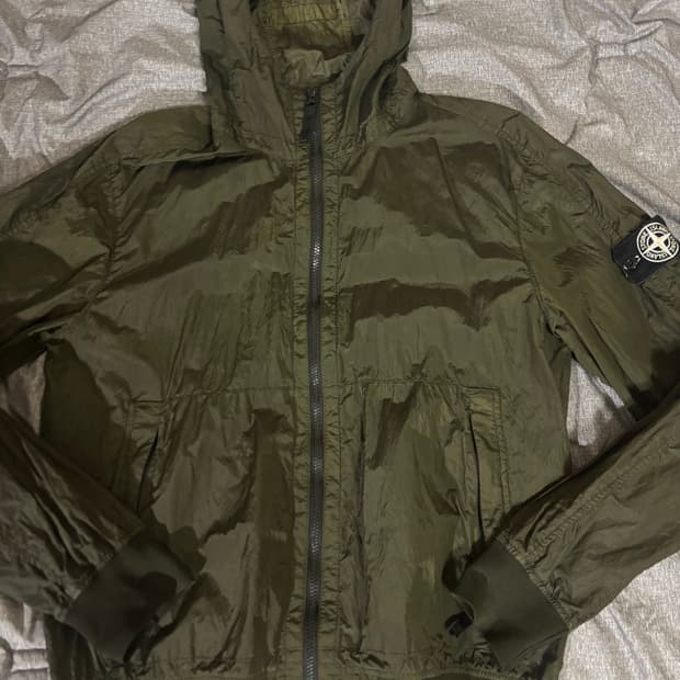 스톤아일랜드 나일론 메탈 와트로 바람막이 L