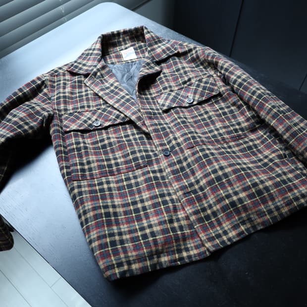 에잇세컨즈 체크 점퍼