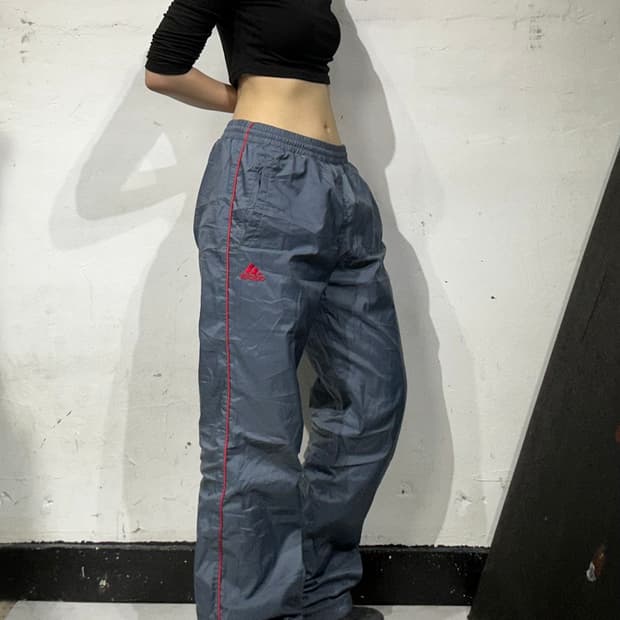 아디다스 메탈 실버 와이드 레드 사이드 라인 트랙 팬츠 L 