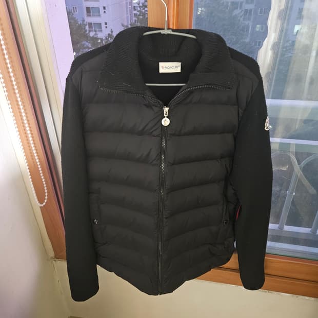 몽클레어 니트패딩