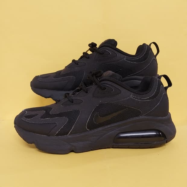 남성 나이키 에어맥스 200 트리플블랙 운동화 (255)