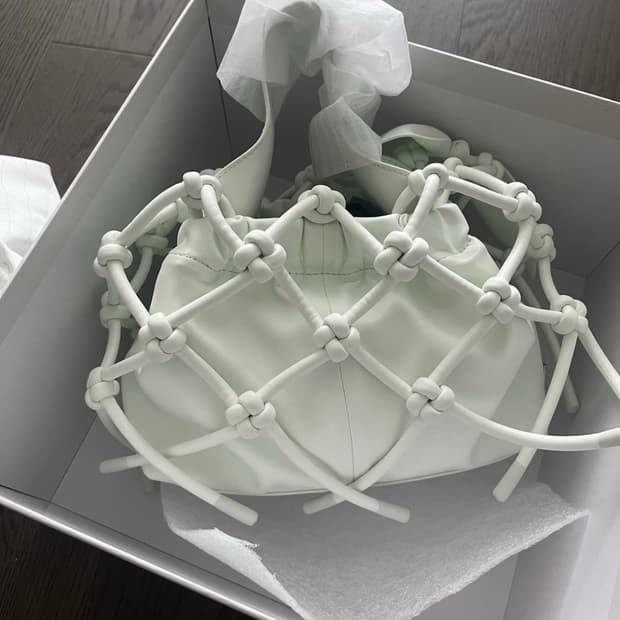 급처⭐️새상품풀박⭐️찰스앤키스 x yvmin너티드 백  민트