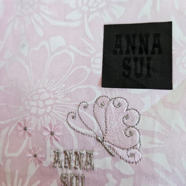 안나수이(ANNA SUI) 핑크 플라워 손수건 새상품