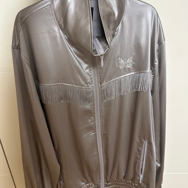 니들스 프린지 자켓 실버