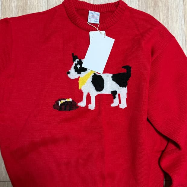 [L] STU 레드 젖소 니트