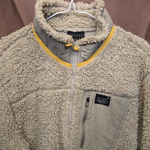 밀레 뽀글이자켓