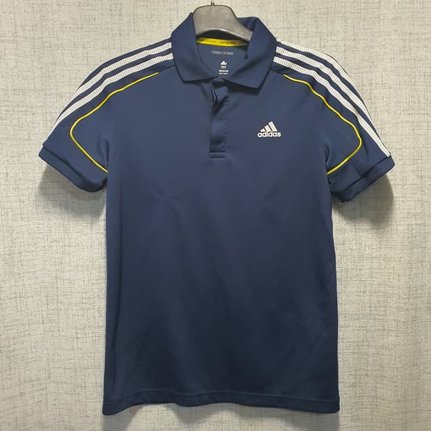 아디다스 기능성 트랙탑 삼선 카라 반팔티 