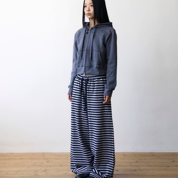 더콜디스트모먼트 TCM stripe sweat pants / 구매가 89