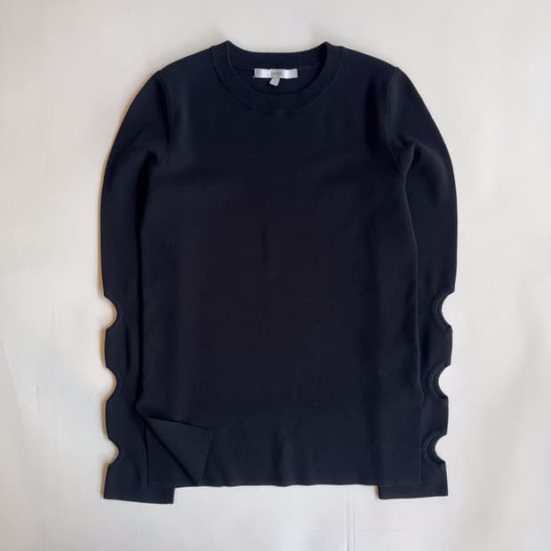 Black Scallop Edge Ribbed Top 