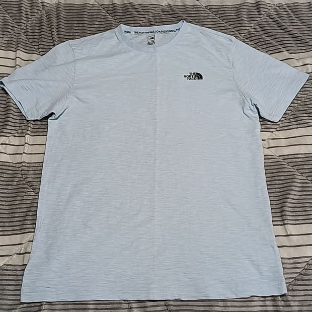 노스페이스 반팔 105 가슴55 기장73