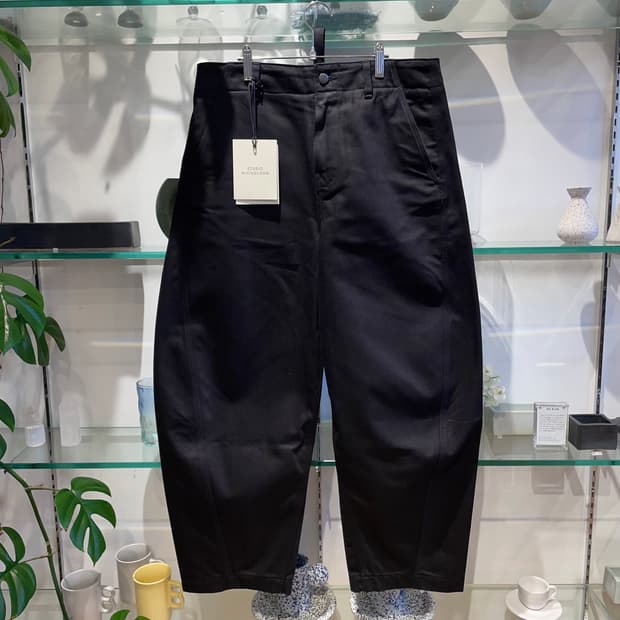 스튜디오 니콜슨 leg twist seam denim