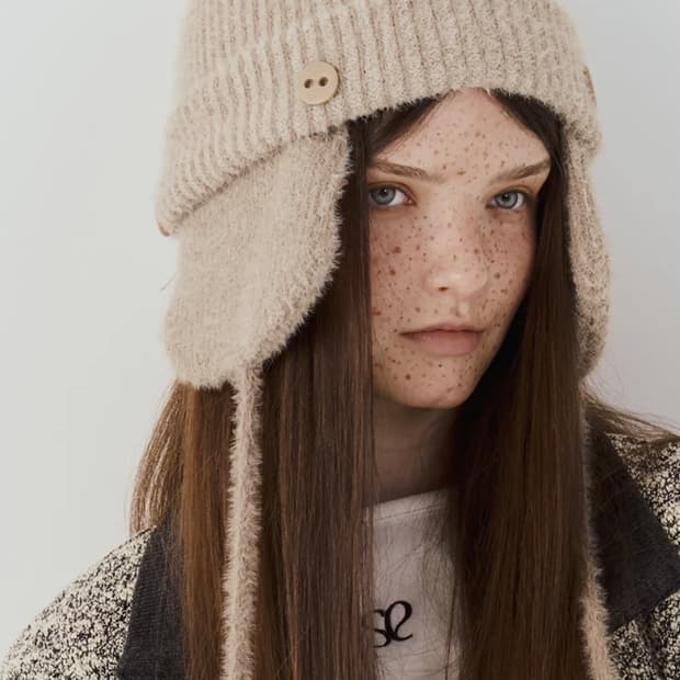 새상품 쎄쎄쎄 비니 이어플랩 비니 베이지 모자