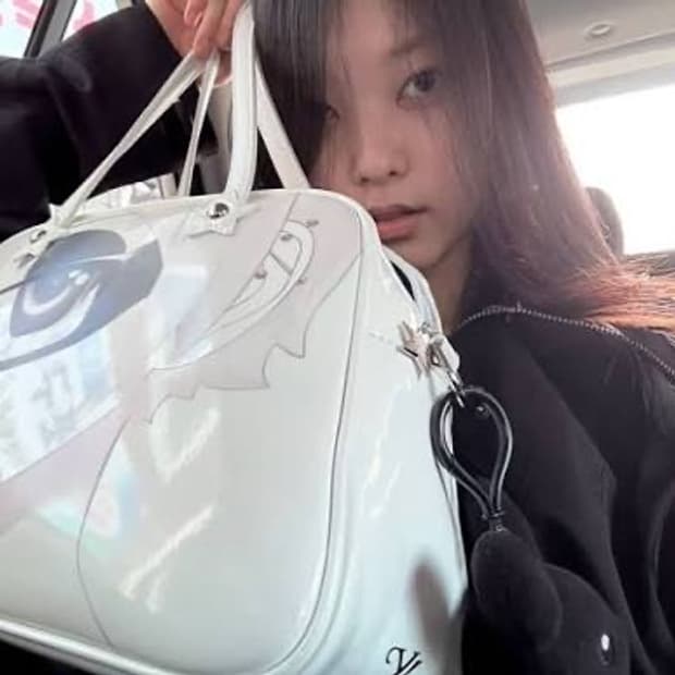 유민하 Doll Bag 미개봉 새상품 판매합니다 🤍