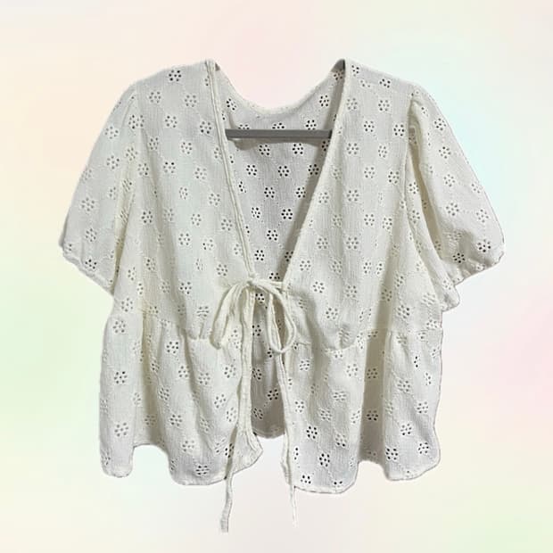 모리 리본 펀칭 반팔 가디건 아이보리