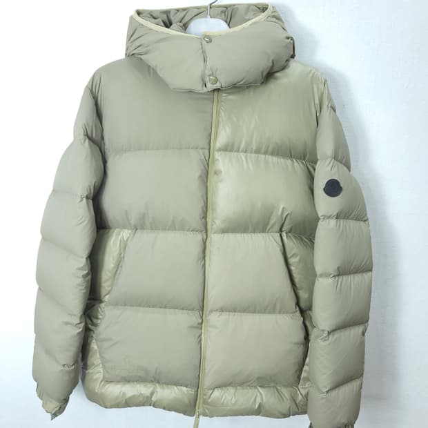 몽클레르 팔라디 카키유광 구스다운패딩 105-110 XL