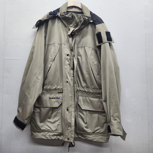 블랙야크 고어택스 바람막이 후드 자켓 95(L~XL)