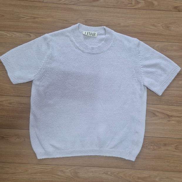 르바 Levar 부클 반팔 니트티 (라일락)