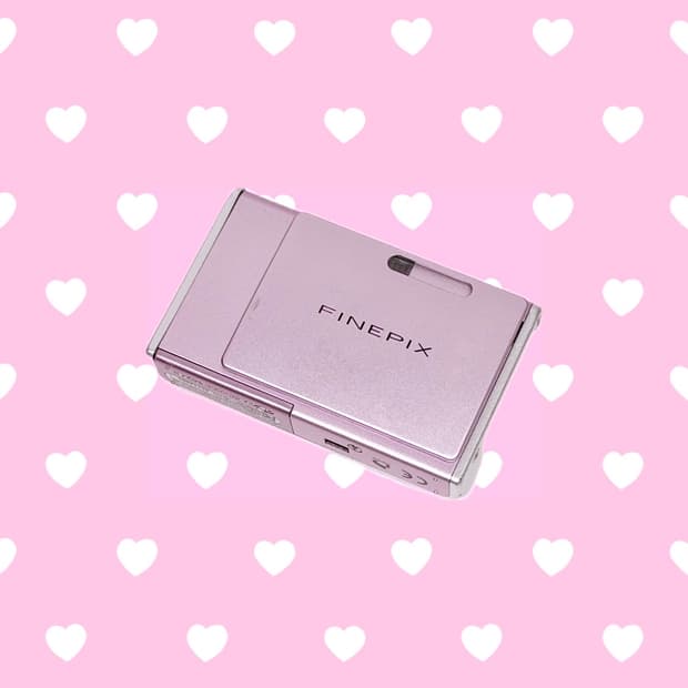 딸기우유색감💗 후지필름 파인픽스 Z3 / 르세라핌 사쿠라디카