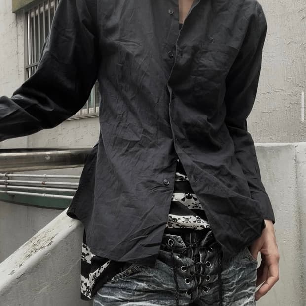 *rare* 2000s agnes b. 고딕 블랙 셔츠 