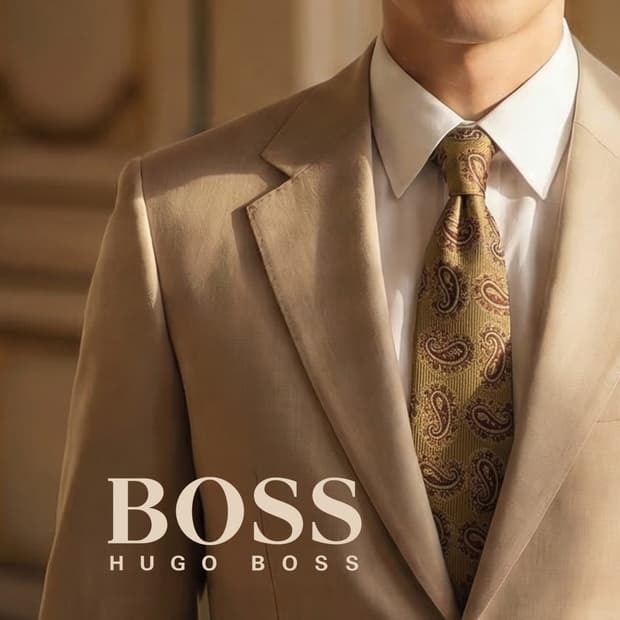 휴고보스 실크 골드 페이즐리 패턴 넥타이 9.2cm B등급 K2293
