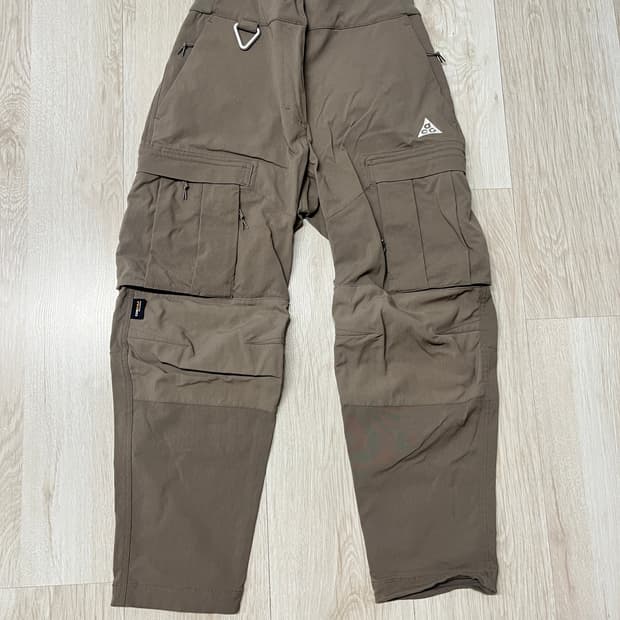 나이키 ACG 카고 코듀라 팬츠 브라운 m 사이즈