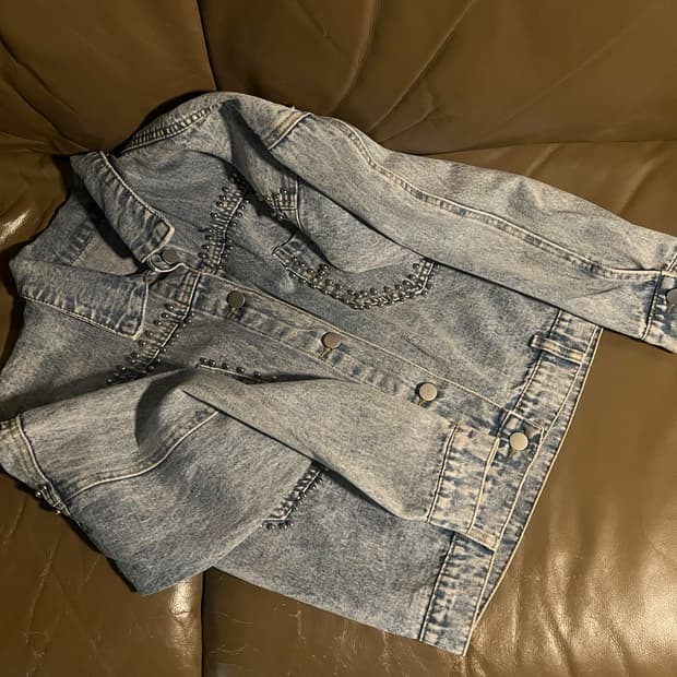 stud denim jacket