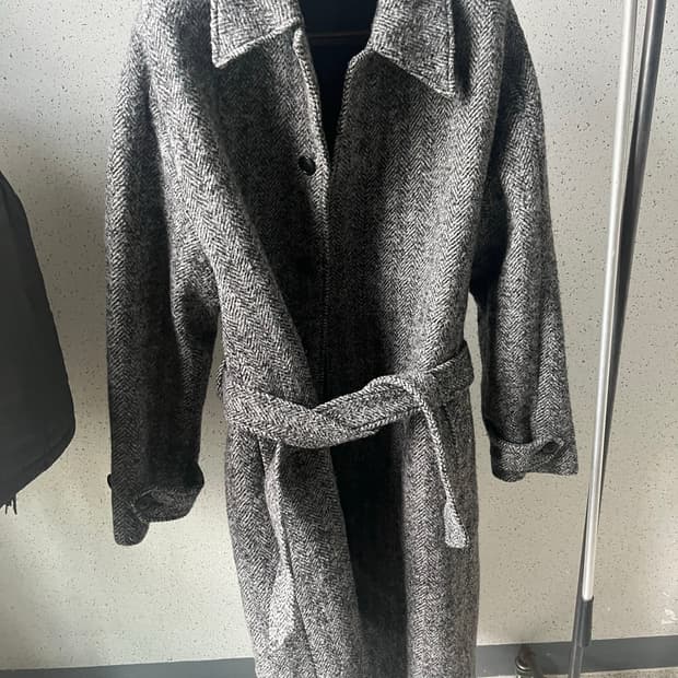 쿠어 헤링본 발마칸 오버핏 울코트