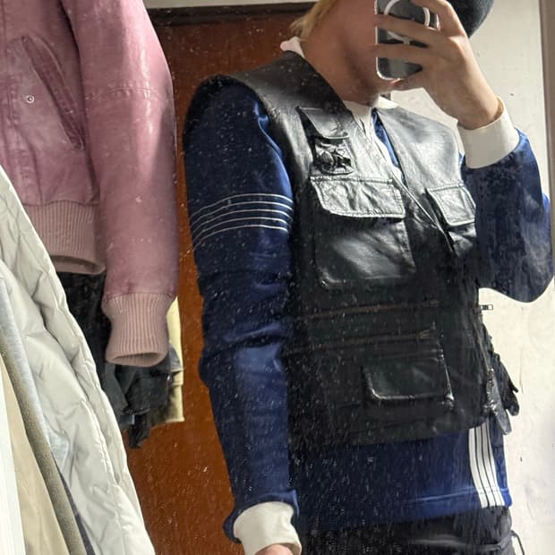 90‘s leather vest