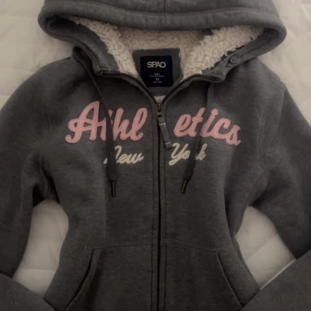 희귀템 울프죠 딱붙핏 후드집업