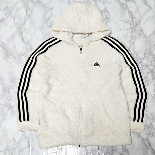 아디다스 삼선 흰검 뽀글이 후리스 후드 자켓