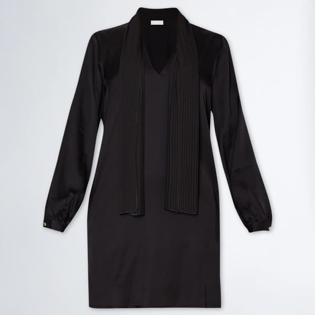 리우조 새틴 드레스