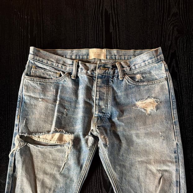 fear of god 4th distressed jean OG