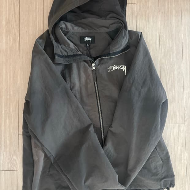 스투시 웨이브 다이 비치 쉘 자켓 블랙