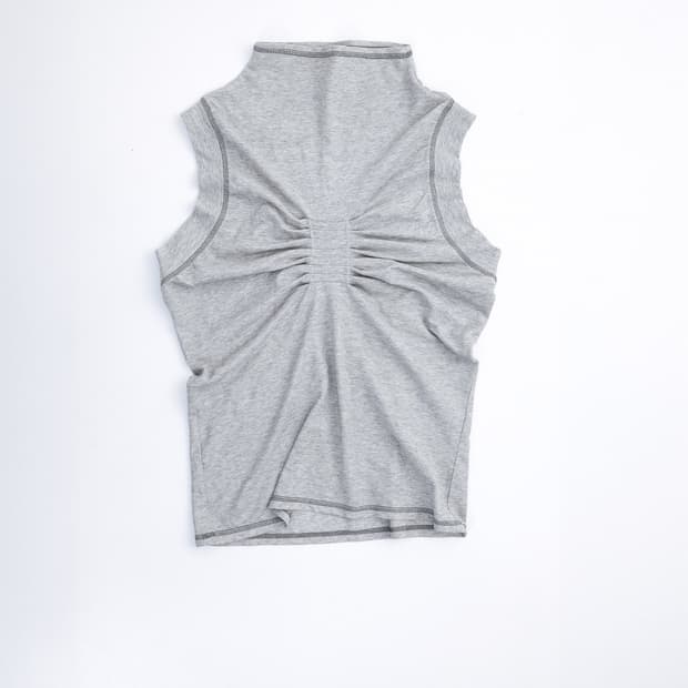 ulika Pintuck highneck top melange grey