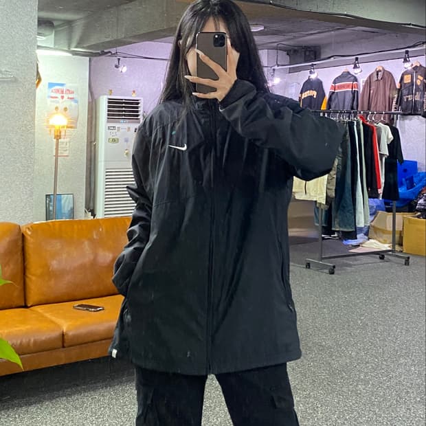나이키 스우시 바람막이 자켓 블랙 B5130
