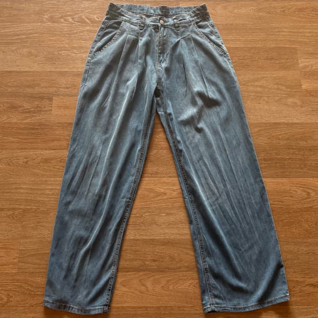 여름용 쿨 청바지입니다