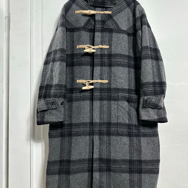 비바스튜디오 오버핏 더플코트