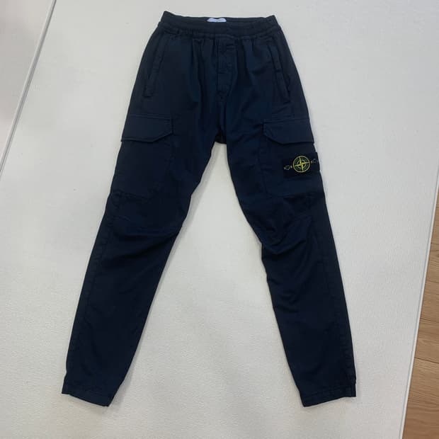 스톤아일랜드 카고 팬츠 19AW