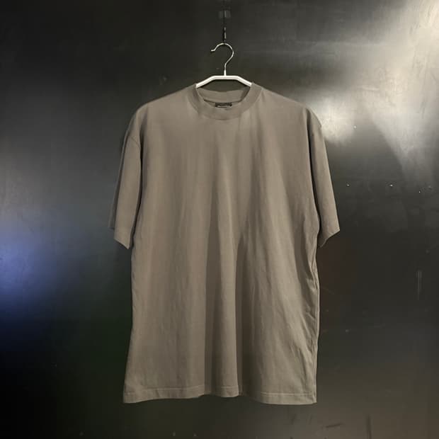 발렌시아가 케어라벨 프린팅 반팔티