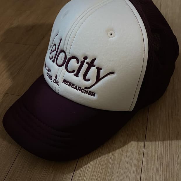VELOCITY TRUCKER (BURGUNDY)