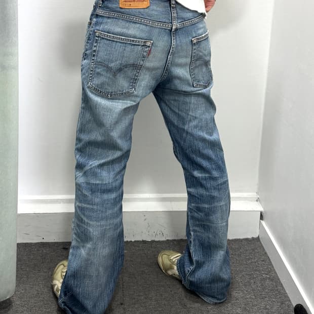 Levi’s 517 데님팬츠