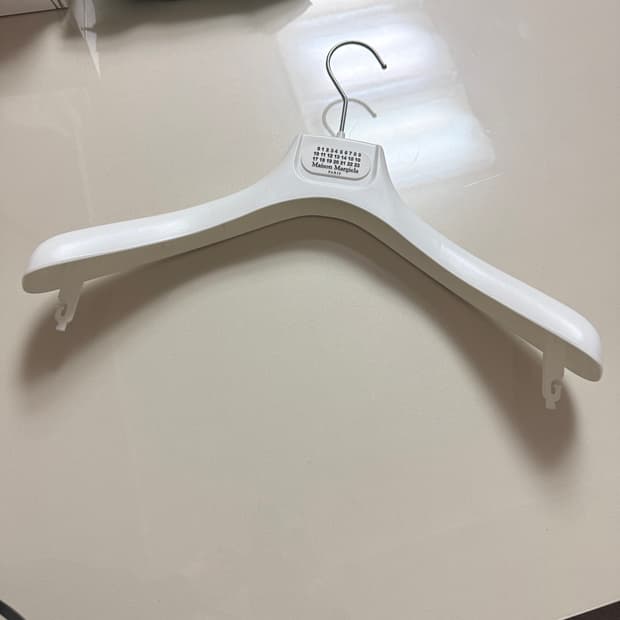 마르지엘라 옷걸이