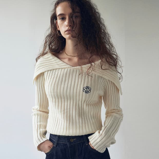 닉앤니콜(NICK NICOLE) 세일러 오프숄더 니트 프리사이즈 새상품